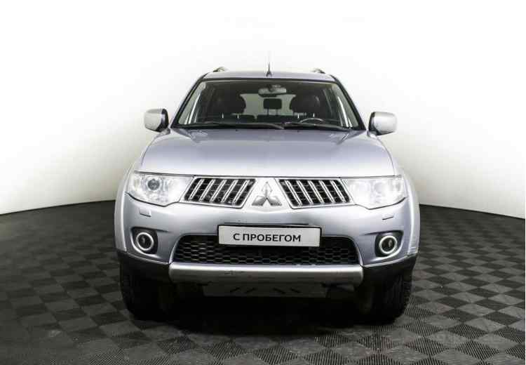 Mitsubishi Pajero Sport II