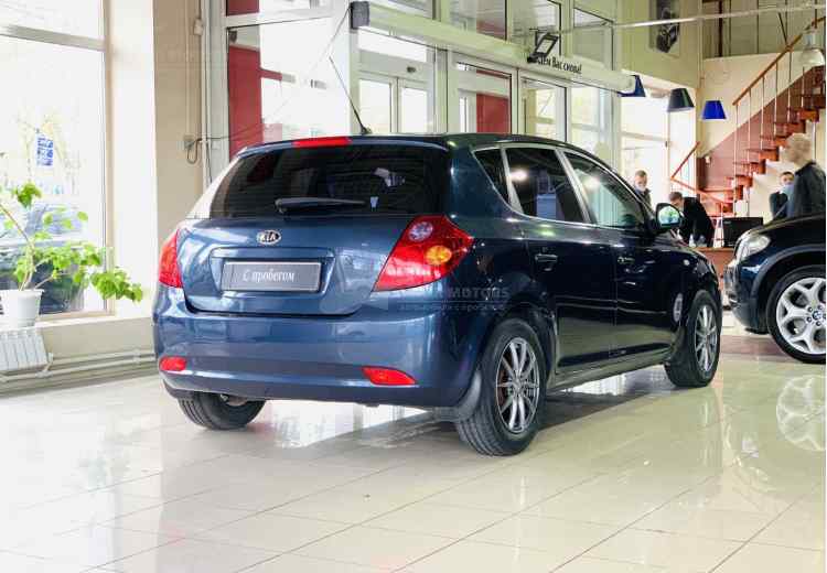 Kia Ceed I
