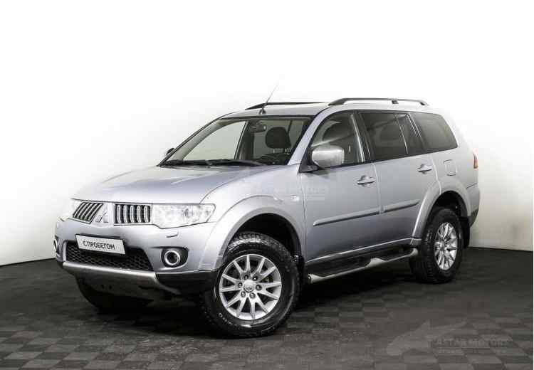 Mitsubishi Pajero Sport II