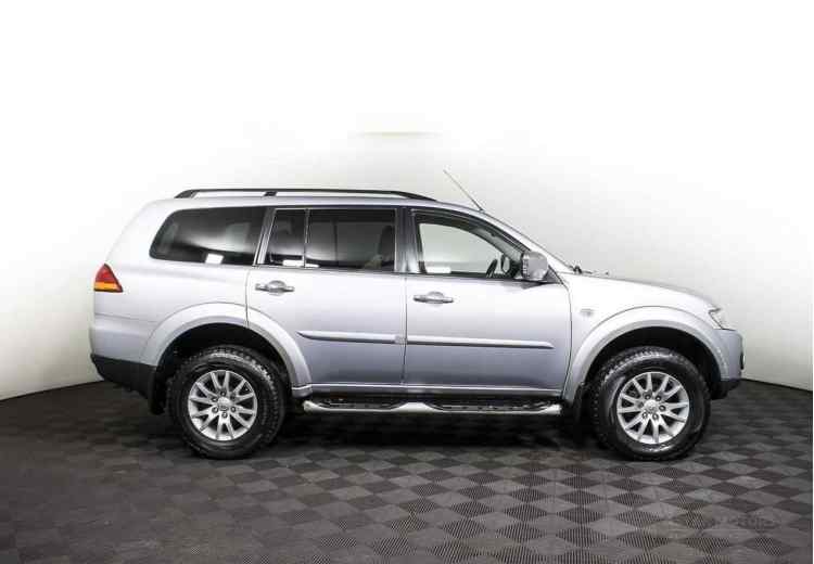 Mitsubishi Pajero Sport II