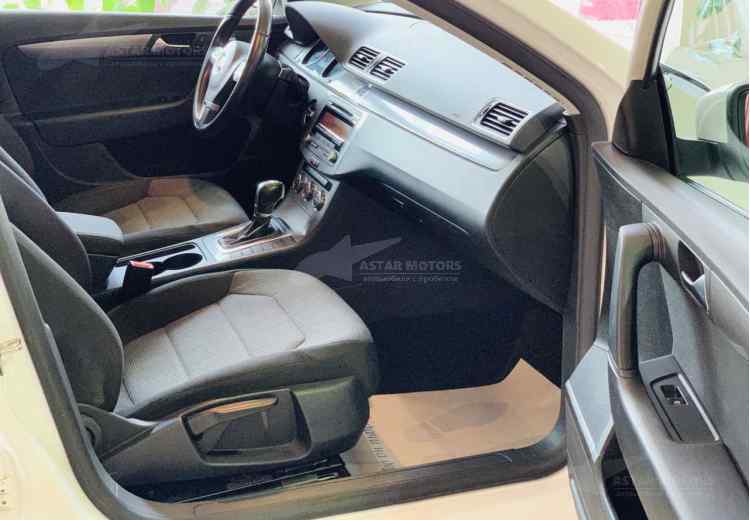 Volkswagen Passat B7