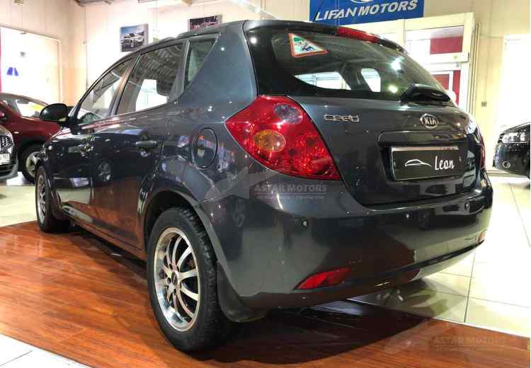 Kia Ceed I