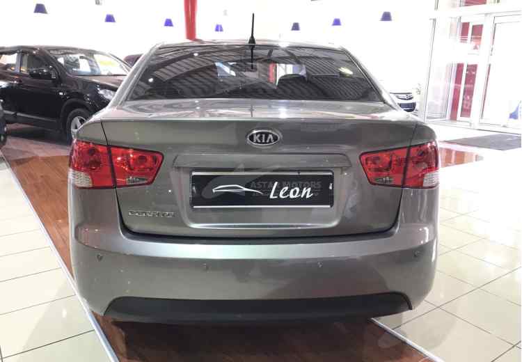 Kia Cerato II