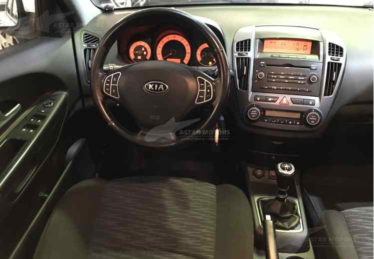 Kia Ceed I