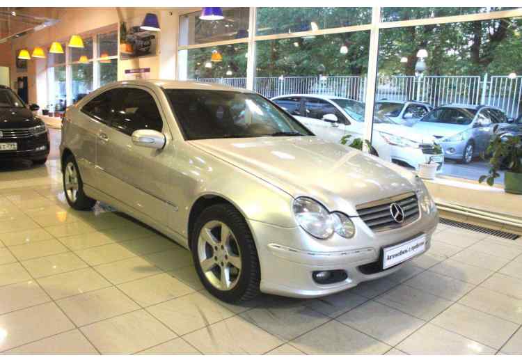 Mercedes-Benz C-Класс III (W204)