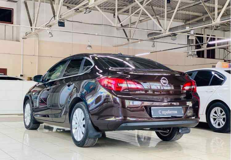 Opel Astra J Рестайлинг