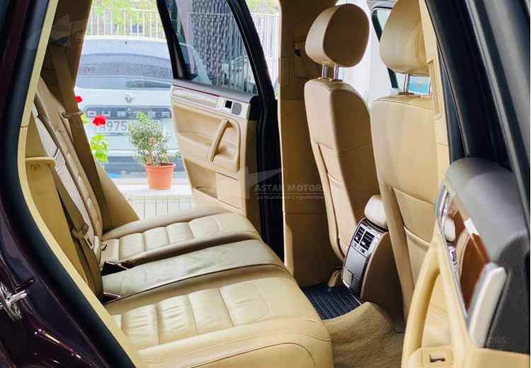 Volkswagen Touareg I Рестайлинг