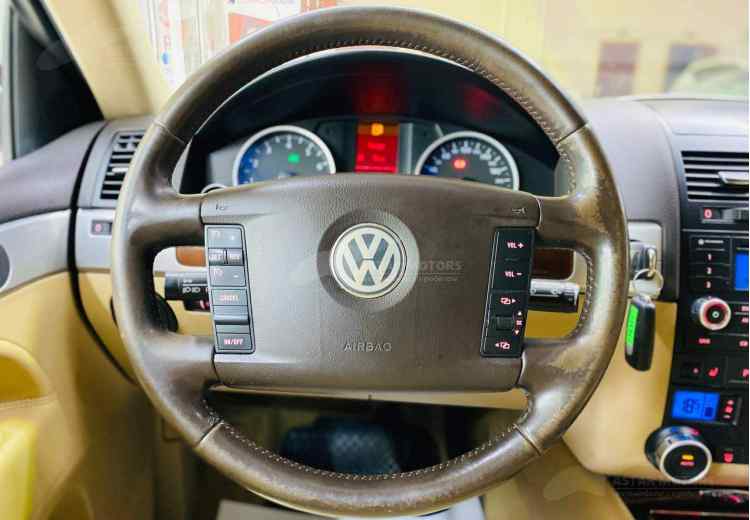 Volkswagen Touareg I Рестайлинг