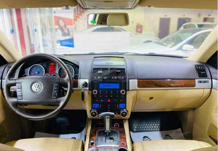 Volkswagen Touareg I Рестайлинг