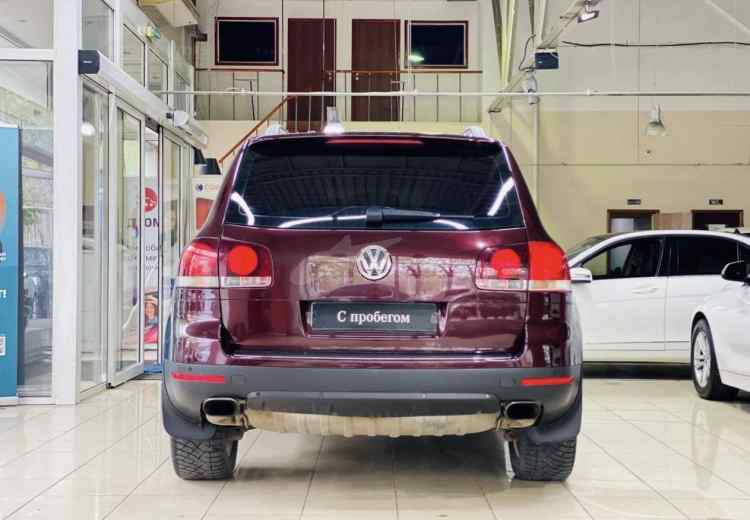 Volkswagen Touareg I Рестайлинг
