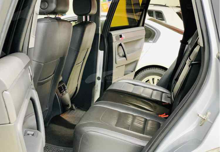 Volkswagen Touareg I Рестайлинг