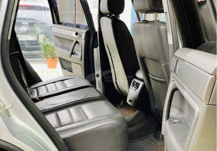 Volkswagen Touareg I Рестайлинг