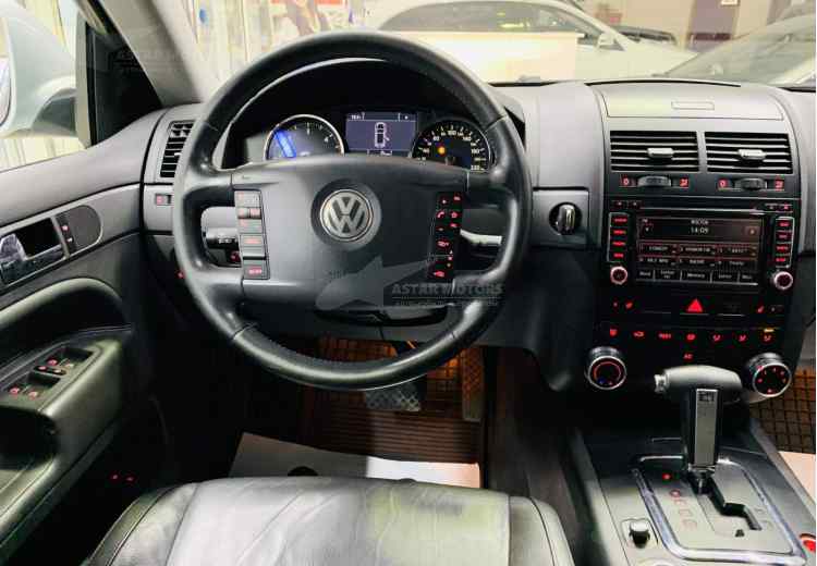 Volkswagen Touareg I Рестайлинг