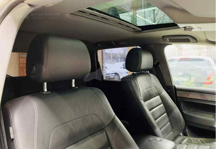 Volkswagen Touareg I Рестайлинг