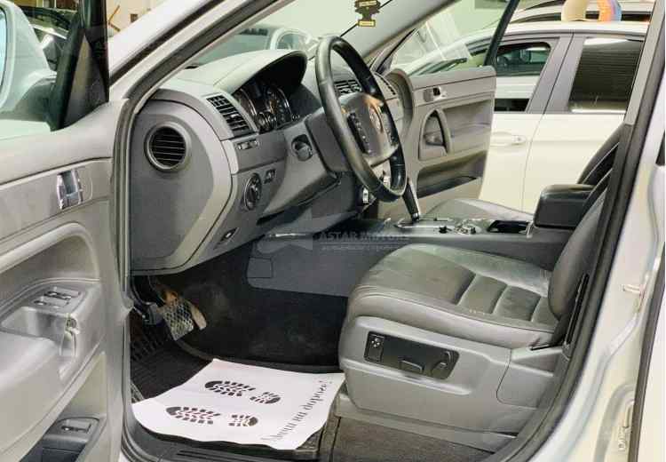 Volkswagen Touareg I Рестайлинг