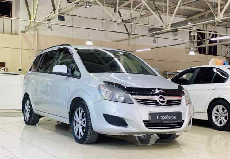 Opel Zafira B Рестайлинг