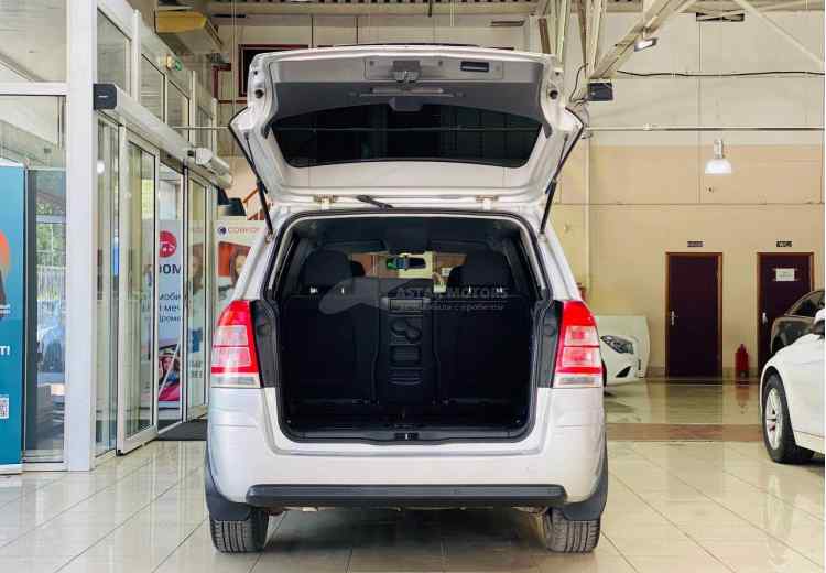 Opel Zafira B Рестайлинг