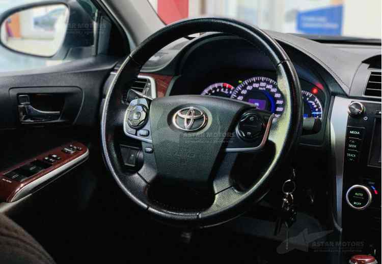 Toyota Camry VII (XV50)