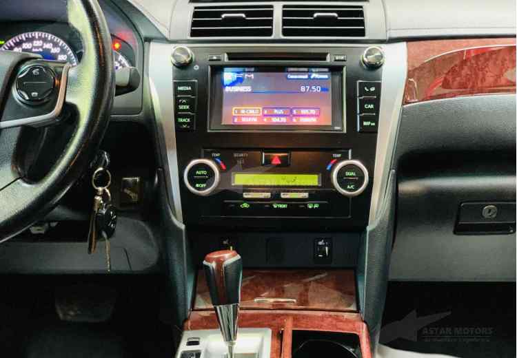 Toyota Camry VII (XV50)