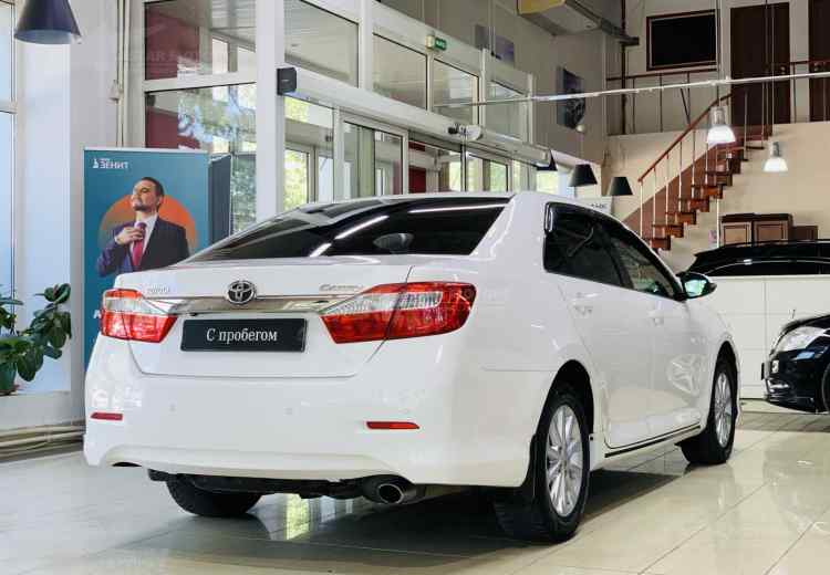 Toyota Camry VII (XV50)