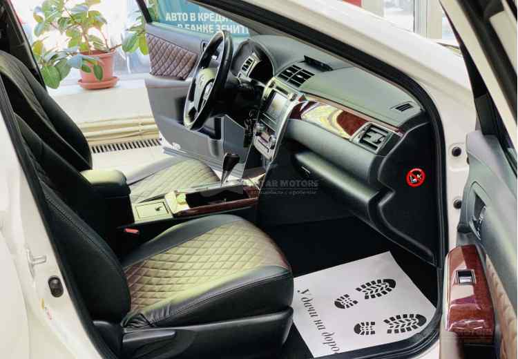 Toyota Camry VII (XV50)