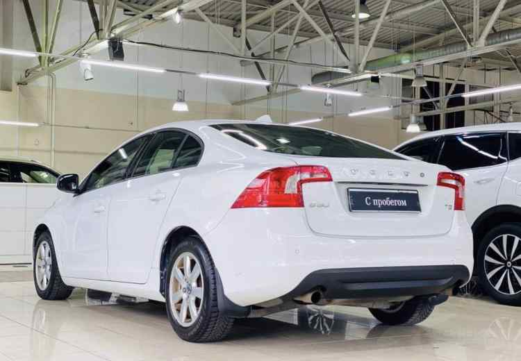 Volvo S60 II