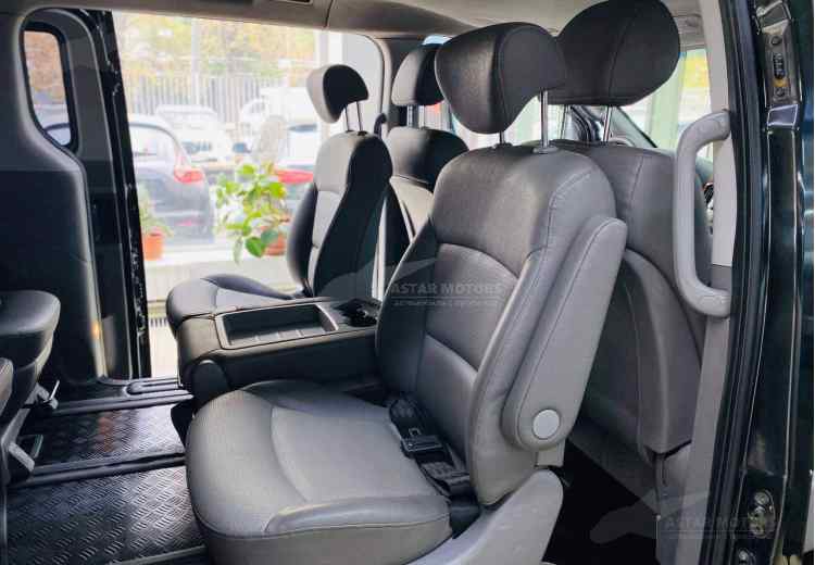 Hyundai Grand Starex I