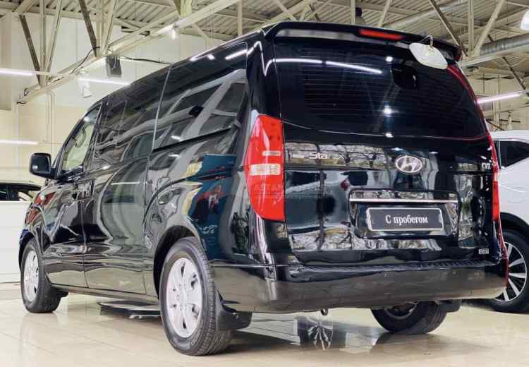 Hyundai Grand Starex I