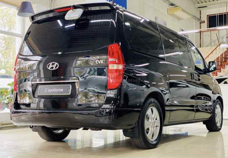 Hyundai Grand Starex I
