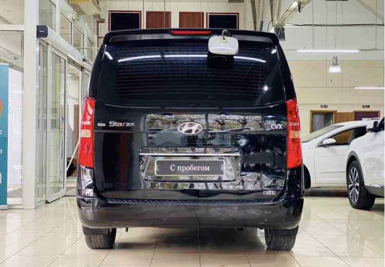 Hyundai Grand Starex I