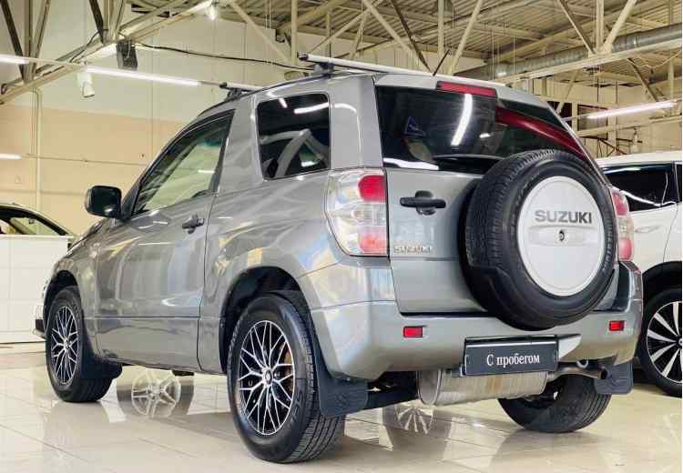 Suzuki Grand Vitara III