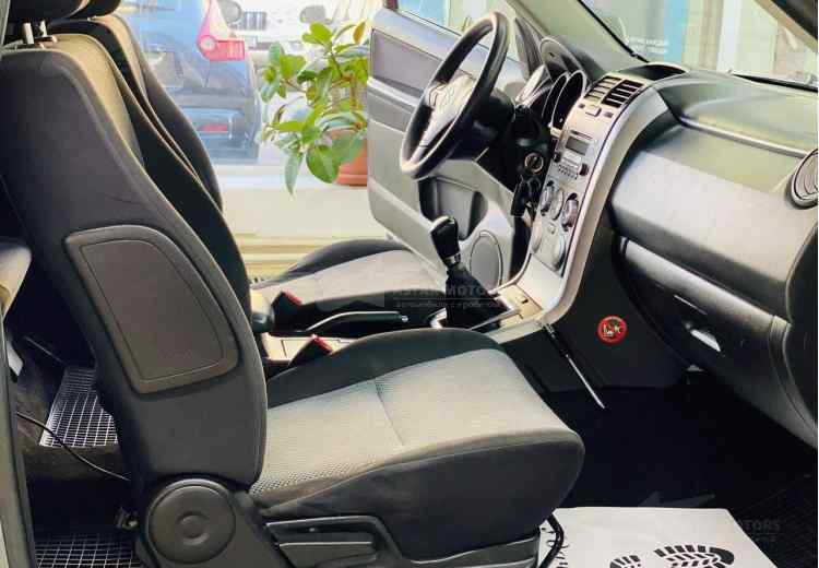 Suzuki Grand Vitara III