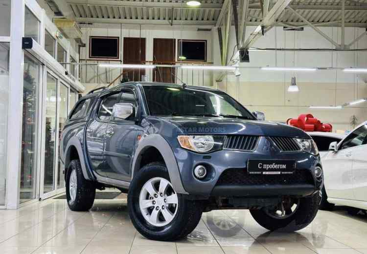 Mitsubishi L200 IV