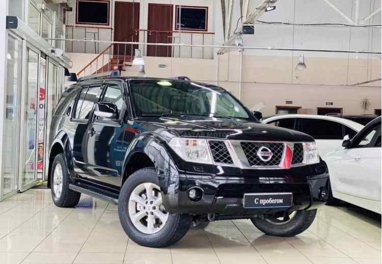 Nissan Pathfinder III