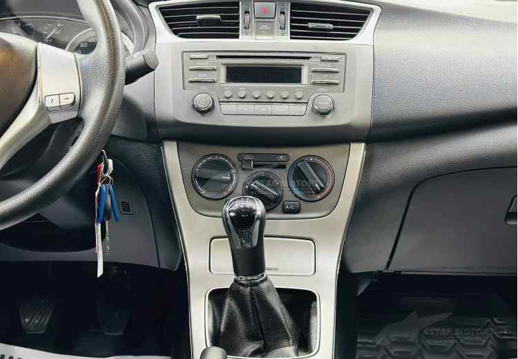 Nissan Sentra VII (B17)