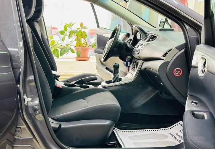 Nissan Sentra VII (B17)