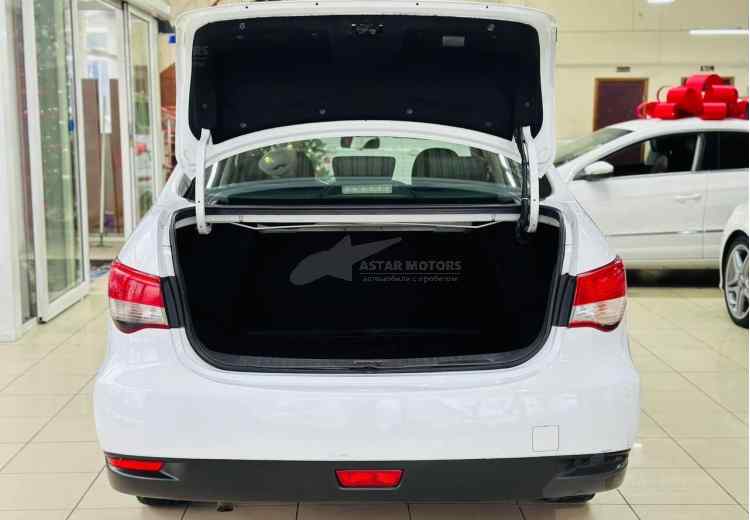 Nissan Almera III (G15)