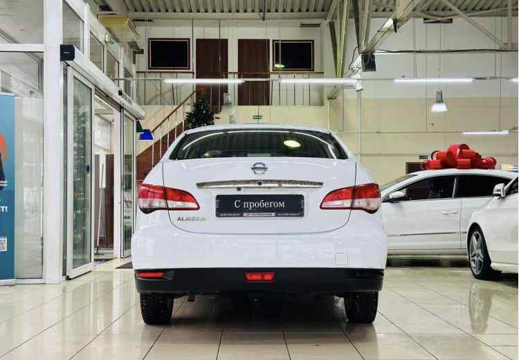 Nissan Almera III (G15)