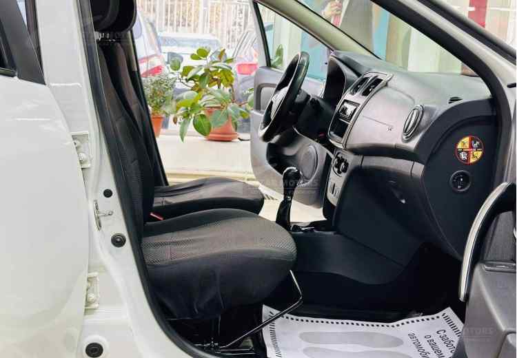 Renault Logan II Рестайлинг