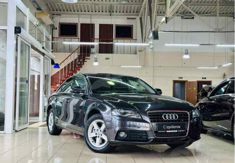 Audi A4 IV (B8)