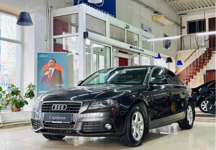 Audi A4 IV (B8)