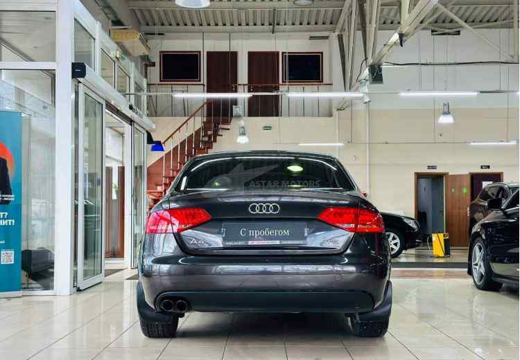 Audi A4 IV (B8)