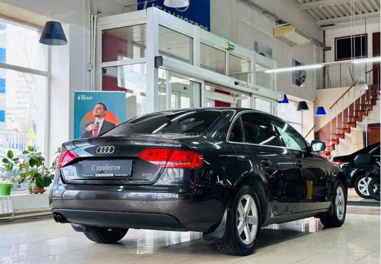 Audi A4 IV (B8)