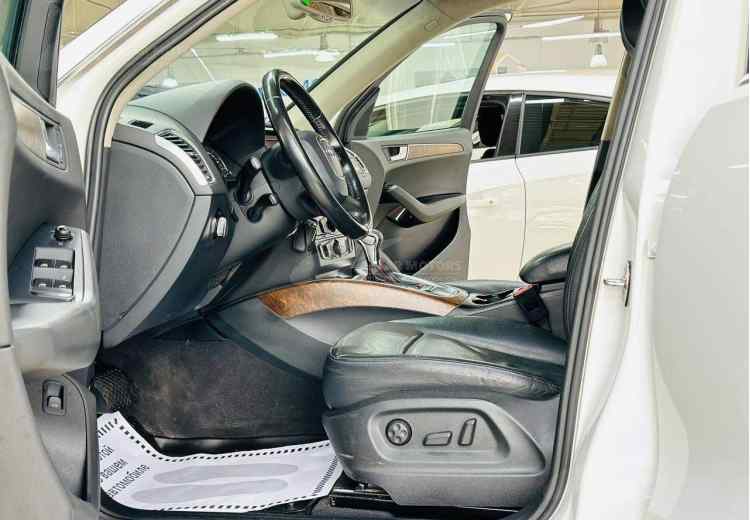 Audi Q5 I (8R)
