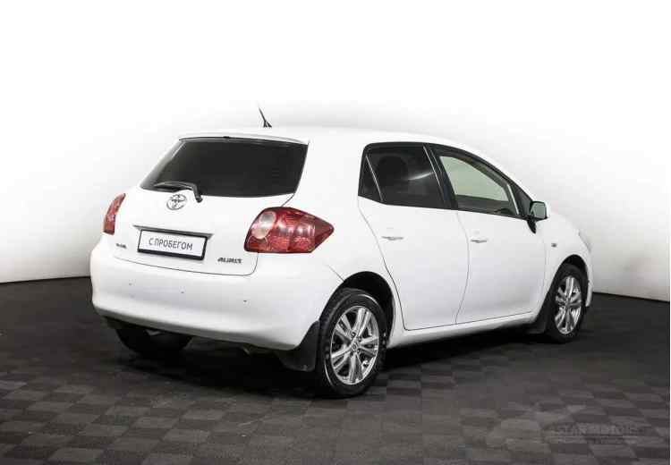 Toyota Auris I