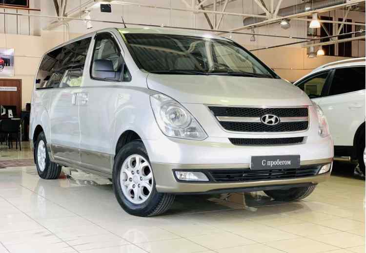 Hyundai H-1 II