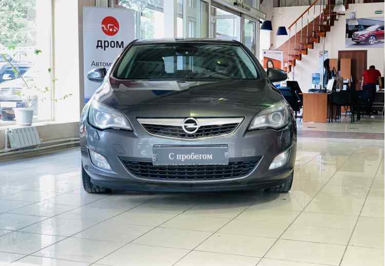 Opel Astra J