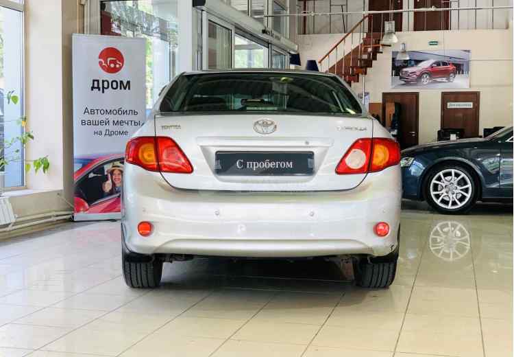 Toyota Corolla X (E140, E150) Рестайлинг