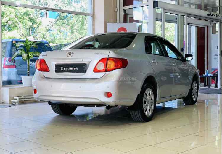 Toyota Corolla X (E140, E150) Рестайлинг