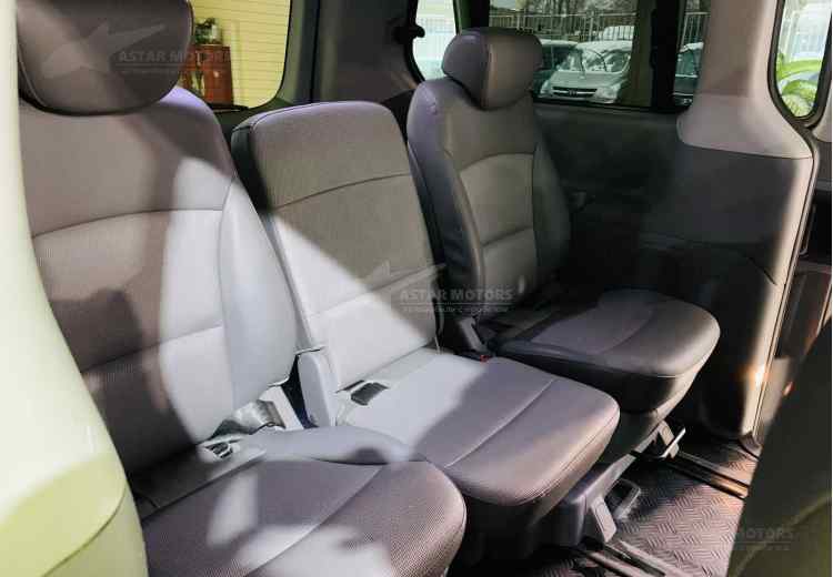 Hyundai Grand Starex I